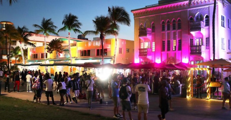Miami Beach Mayor Declares State Of Emergency Due To Unruly Spring Break Crowds
