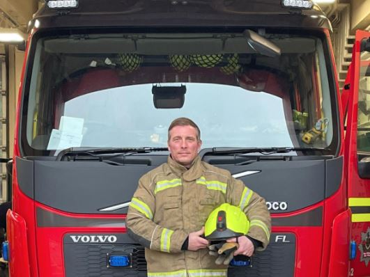 Off-Duty Firefighter Praised for Saving Life of Young Child Trapped in a Blazing House