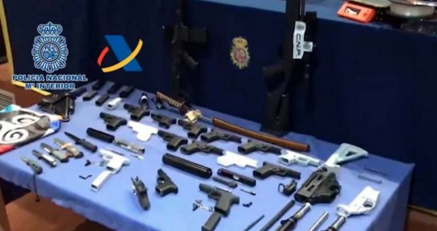 Police Dismantles First Illegal 3D Weapons Printing Workshop