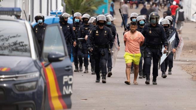 Canary Islands Will Deport Migrants Involved In Altercations
