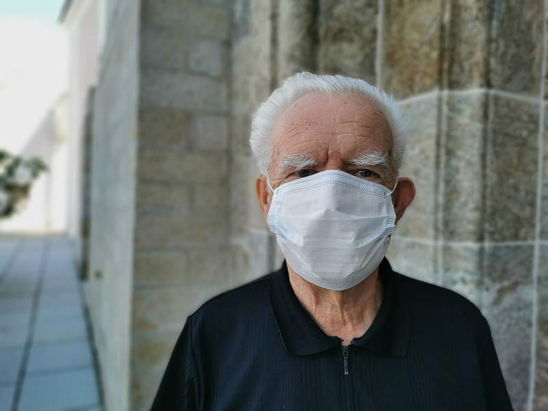 Marbella Council Finalises Shipment of 350,000 Masks for the Over 60s