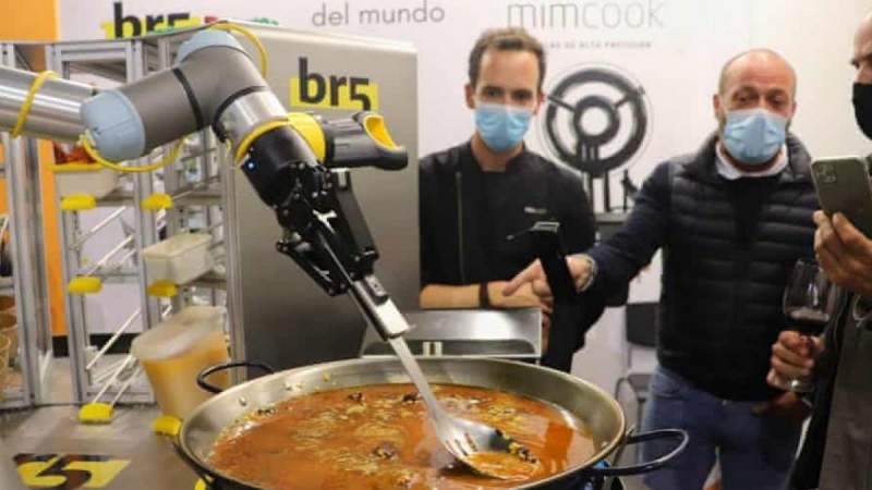 Spain creates world's first robot that cooks paella!