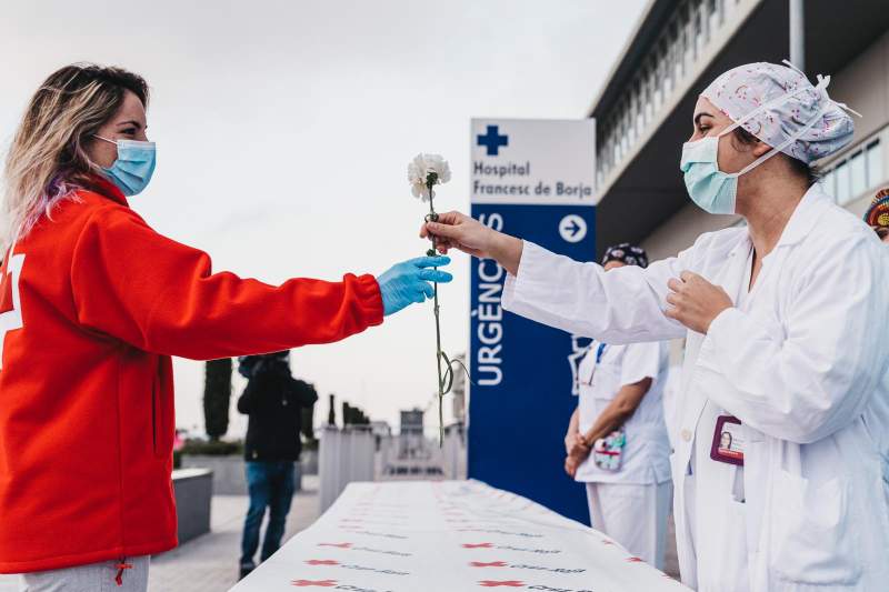 A third of people treated by Spain's Red Cross have seen health worsen in pandemic