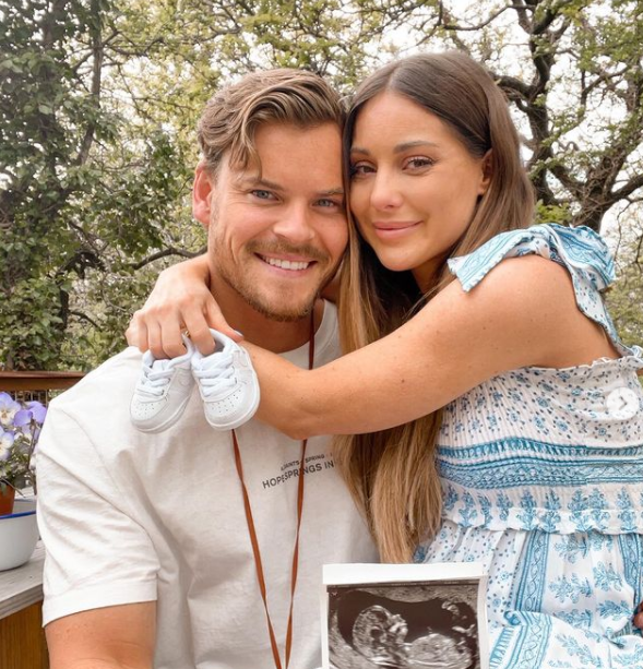 MIC's Louise Thompson expecting a baby