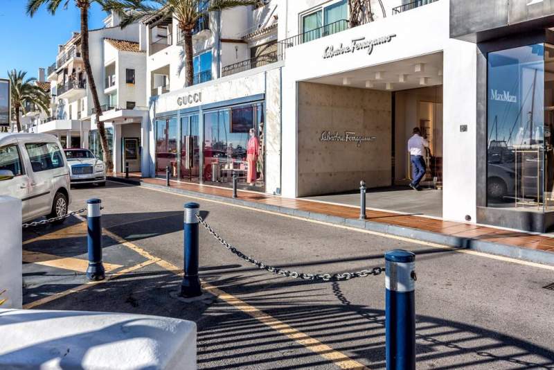 Marbella Court Rules Terrace Rental Contracts On First Line Banus Bars And Restaurants Void