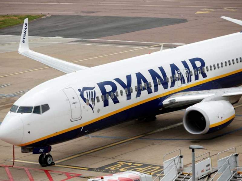 Ryanair Passenger Plane Forced To Make Emergency Landing In Berlin After Bomb Threat