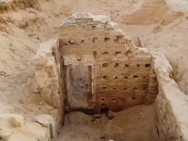 Ancient Roman Bath Discovered Beneath Sand Dunes In Spain
