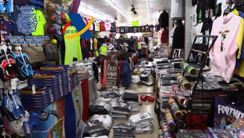 Police Seize 17,400 Suspected Counterfeit Products In Girona