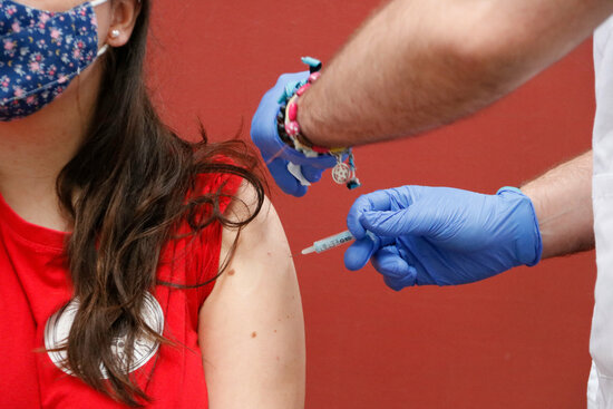 Andalucía Will Start Vaccinating People Under 55 Years Old Next Week