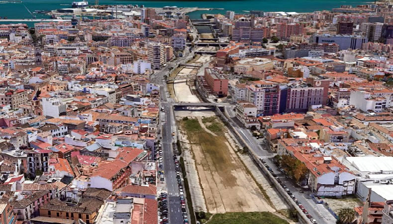 Ploggers Collect 2,100 Kilos Of Rubbish From The Guadalmedina River In Malaga