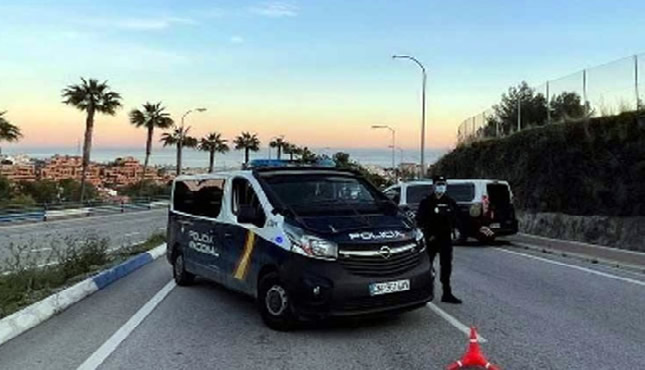 Two arrested after 200km/h chase along A-7 in Marbella