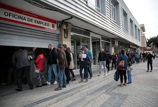 Spanish Unemployment Fell By 129,378 In May
