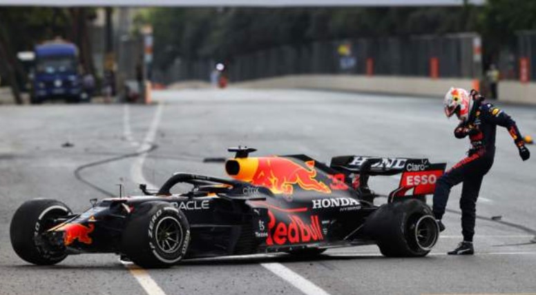 Azerbaijan Grand Prix Ends Prematurely And Dramatically