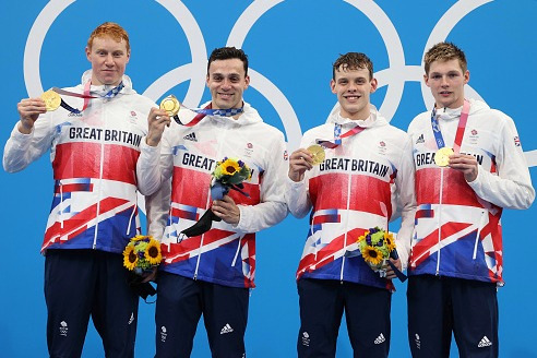 Team GB strike GOLD again to win 200m freestyle relay