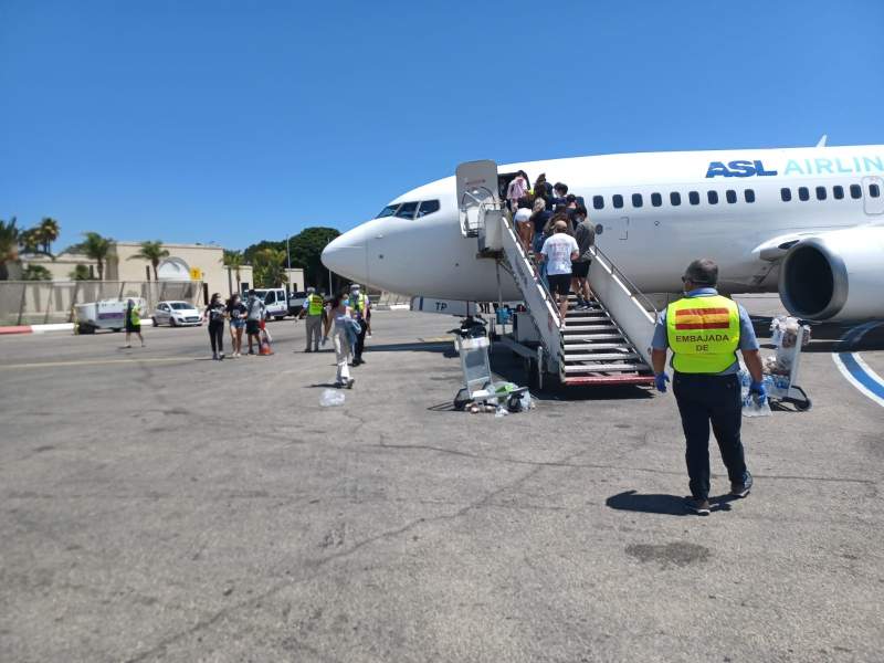 Last group of youths confined to quarantine in Malta return to Spain