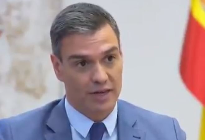 Pedro Sanchez press conference interrupted by real threat from Russia