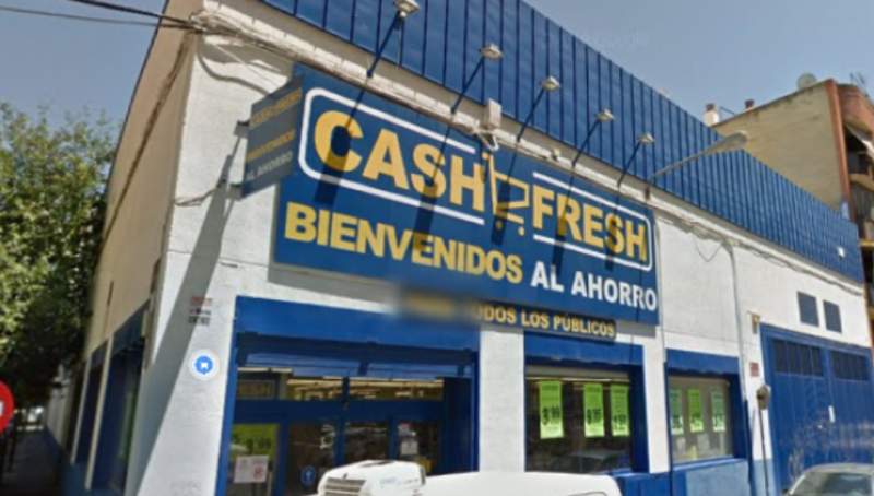 Sevilla police shoot dead a man robbing a supermarket