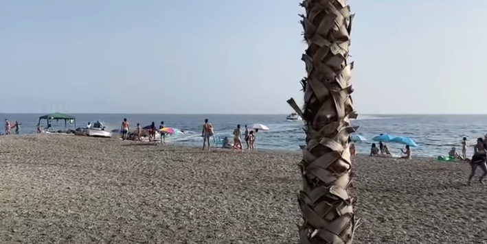Moment drug runners ram tourists on Spanish beach