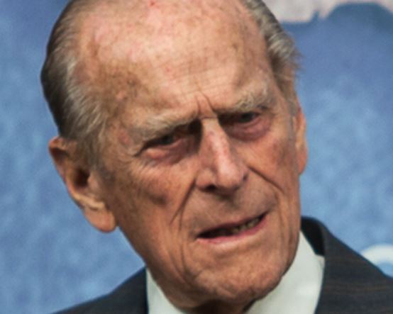 Queen thanks artist for 'creepy' portrait of Prince Philip