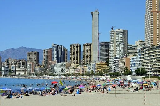 Alicante Tourist Board launches the biggest aid package to the sector in its history