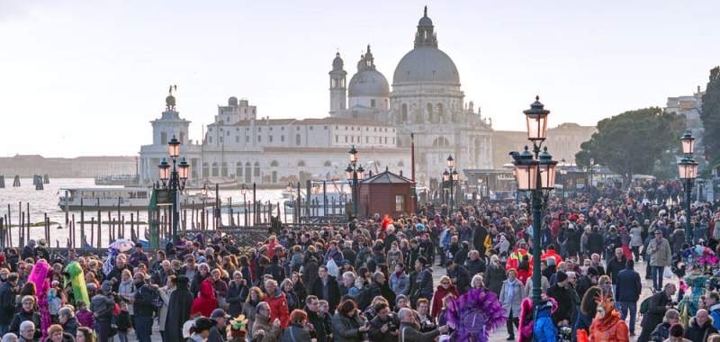 Venice in Italy to charge tourists up to 10 euros to enter the city