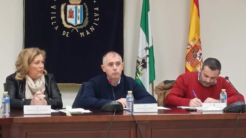 Mayor and former mayoress of Manilva on trial for embezzlement