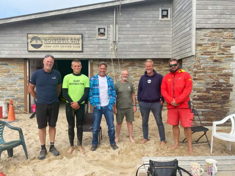 Man returns to thank rescuers after suffering cardiac arrest on a Cornwall beach