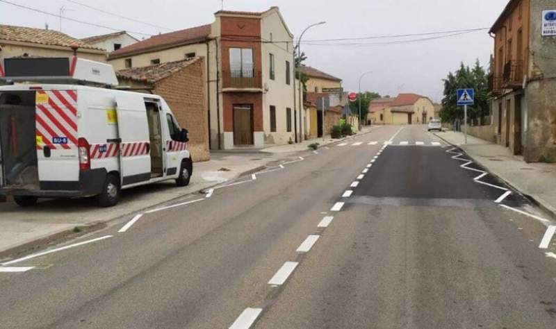 Ministry of Transport begins installation of experimental road markings in Spain
