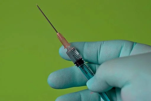 Spain considers giving a second dose to those vaccinated with Janssen vaccine