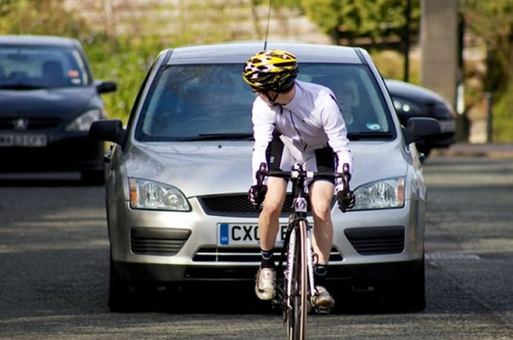 Highway Code changes pits drivers against cyclists, Twitter, London
