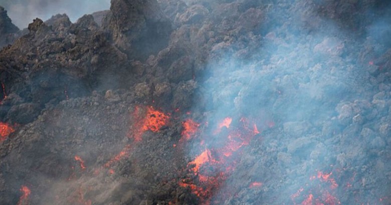 Experts in La Palma now suspect the lava flow might not reach the sea