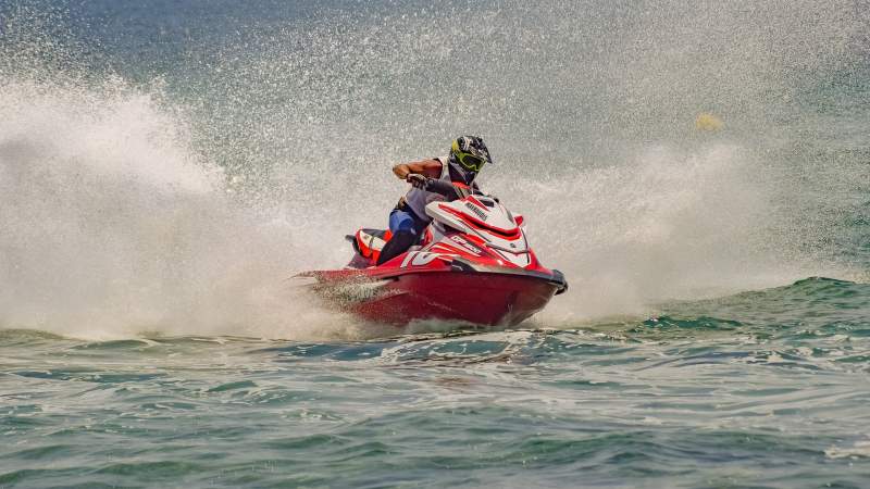 Government to clamp down on dangerous use of jet skis with new legislation