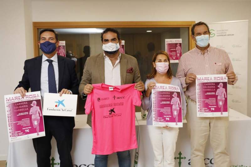Marbella IX Marea Rosa Solidarity Race for breast cancer