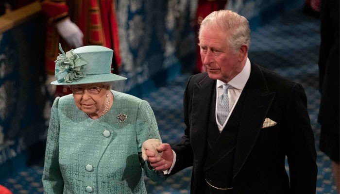 Queen forced to cancel two weeks engagements