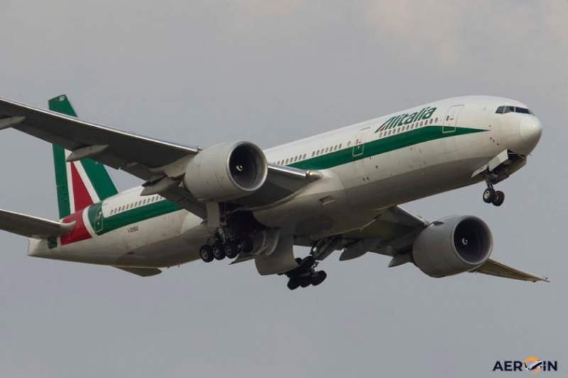 Alitalia makes its last flight after 74 turbulent years in operation