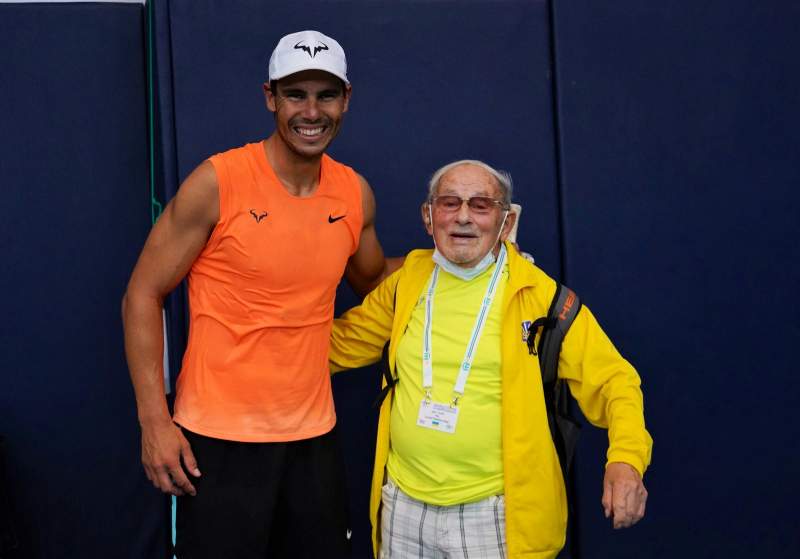 Special moment Rafa Nadal plays oldest tennis player in the world