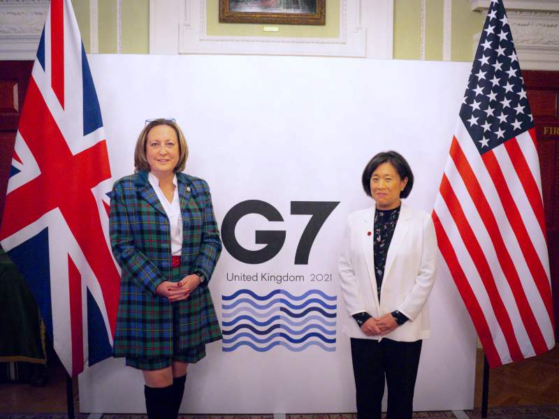 Katherine Tai (on right) with UK Secretary of State for International Trade Anne-Marie Trevelyan