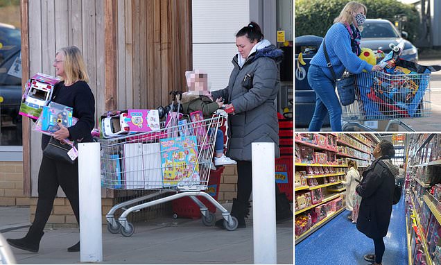 UK shoppers panic buy Christmas toys out of supply shortage fears