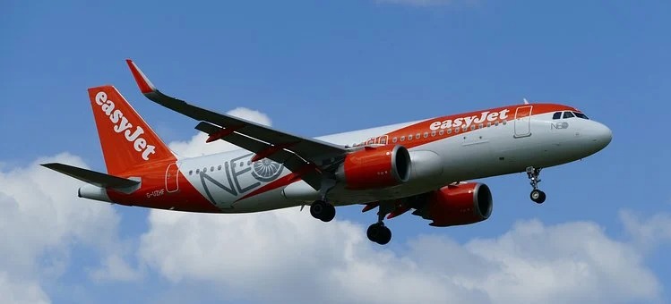 EasyJet warns passengers of strike action affecting flights