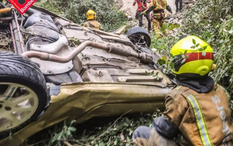 Missing Alicante youths found in crashed car at bottom of ravine