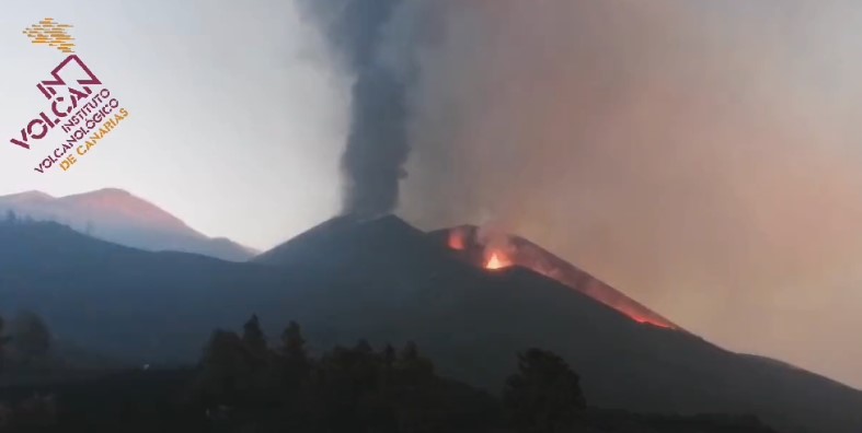 Lava from La Palma volcano continues its destruction