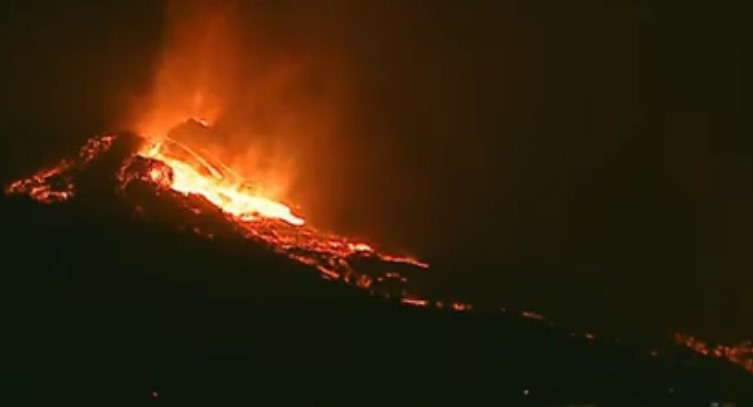 North face of La Palma volcano collapses