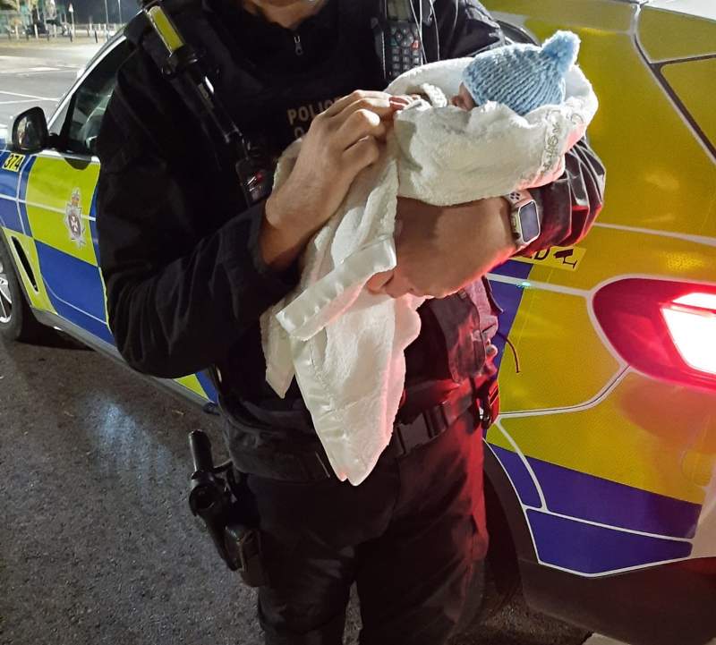 Armed police rescue one-week-old baby from freezing temperatures