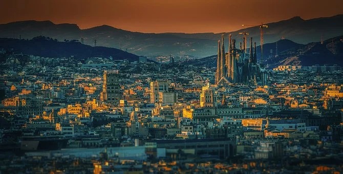 Barcelona proudly becomes world capital of higher education