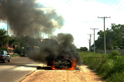 burning car in Merida
