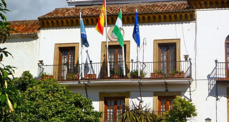 Marbella's municipal guide for prostitutes causes controversy