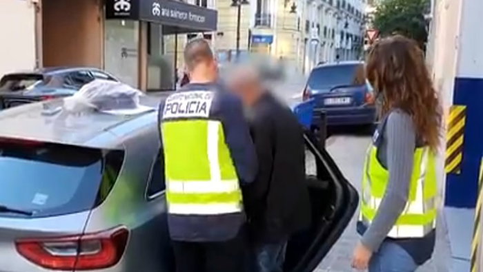 Retired Valencian cop arrested for murdering his wife