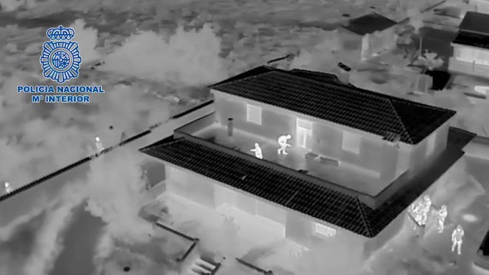 Wanted Spanish fugitive arrested while squatting in a Valencian villa