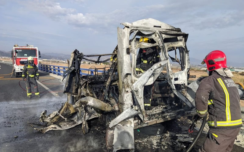 Ambulance catches fire on A-7 motorway in Malaga