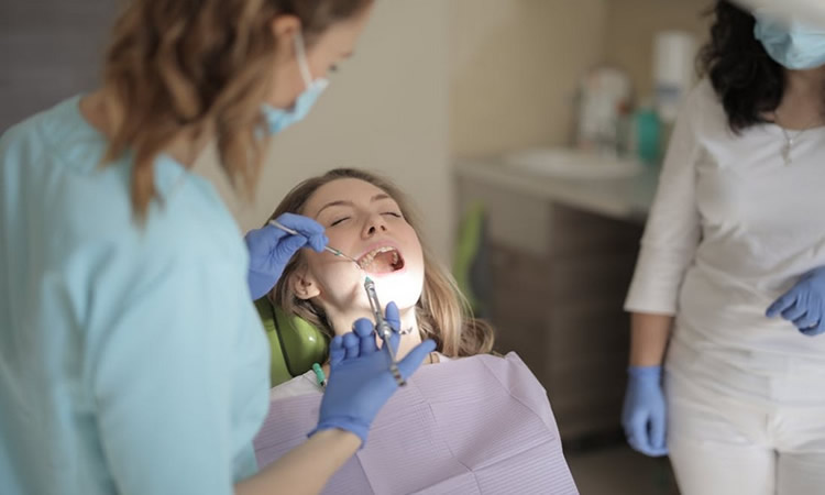 NHS likely to lose nearly half of dentists, BDA, NHS